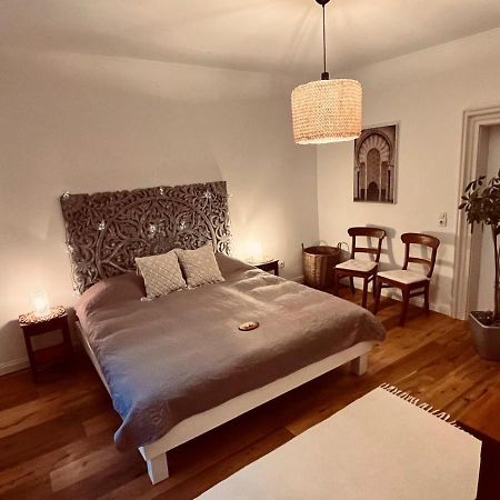 Apartment Am Schloss - Charme ザールブリュッケン エクステリア 写真