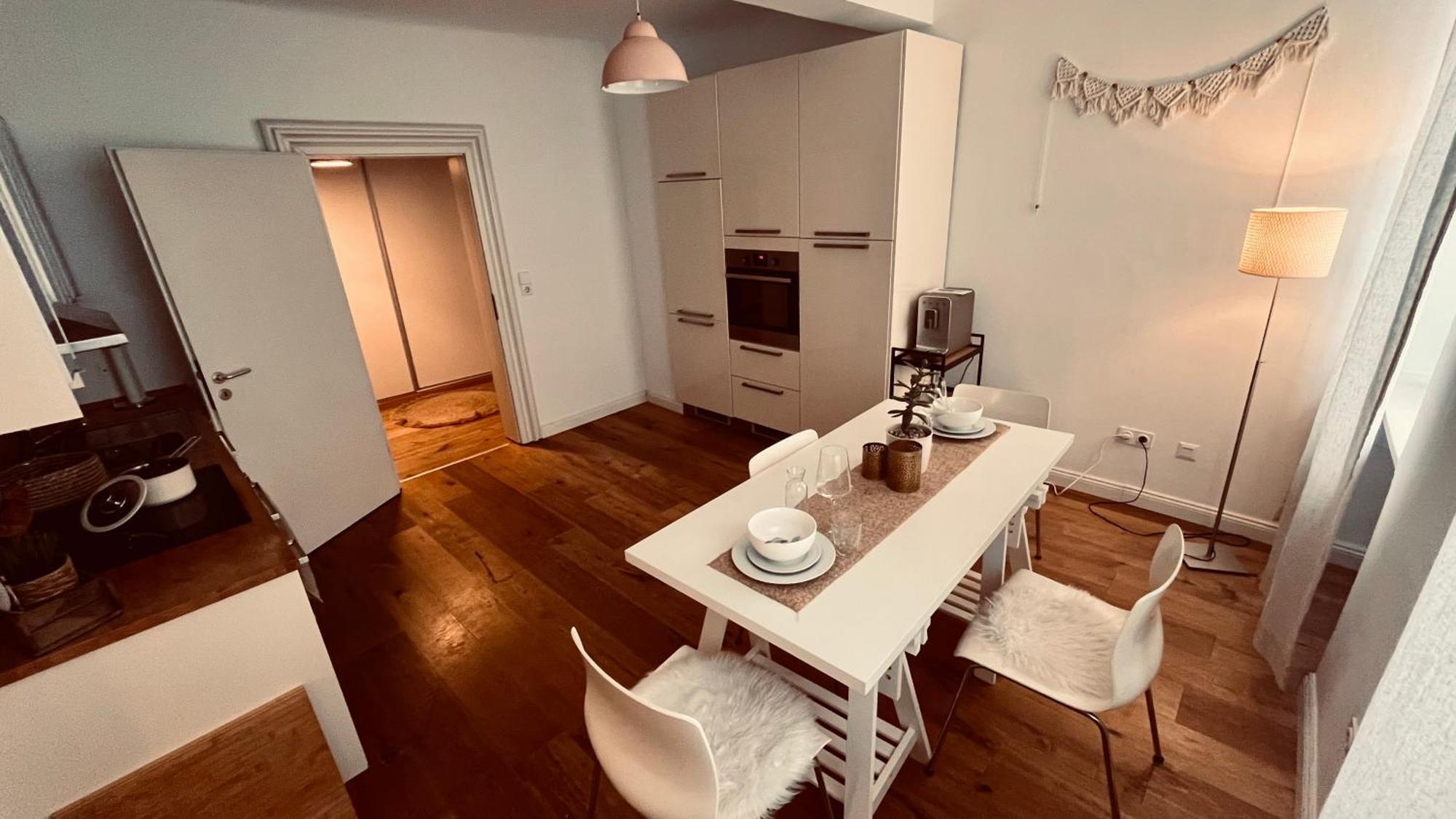 Apartment Am Schloss - Charme ザールブリュッケン エクステリア 写真