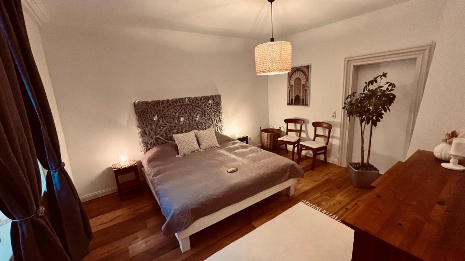 Apartment Am Schloss - Charme ザールブリュッケン エクステリア 写真