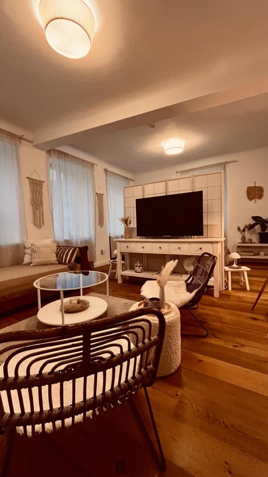 Apartment Am Schloss - Charme ザールブリュッケン エクステリア 写真
